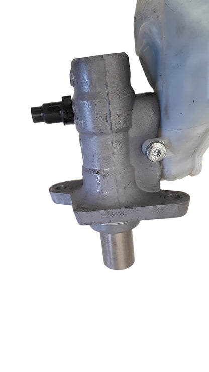2008-2017 Volvo XC60 D5 2.4 Diesel Brake Master Cylinder 1213077