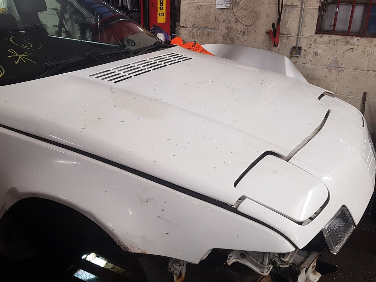 1987-1995 Volvo 480 Hatchback White Bonnet 3460785