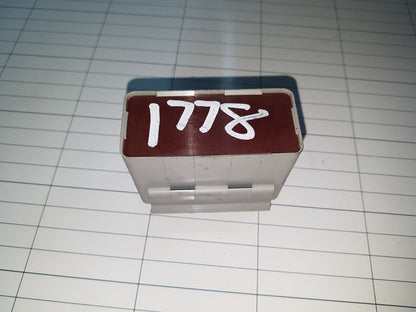 1998-2005 Volvo S70 V70 C70 Headlight Lamp Control Relay 9442303