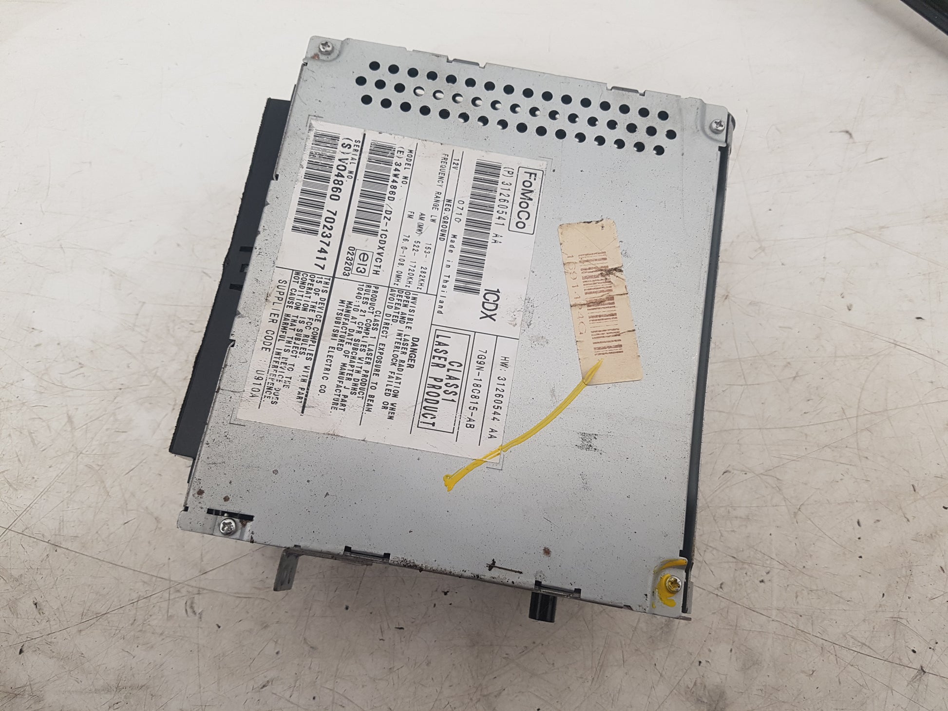 Volvo S80 V70 CD Head Unit 31260541 — photo 2