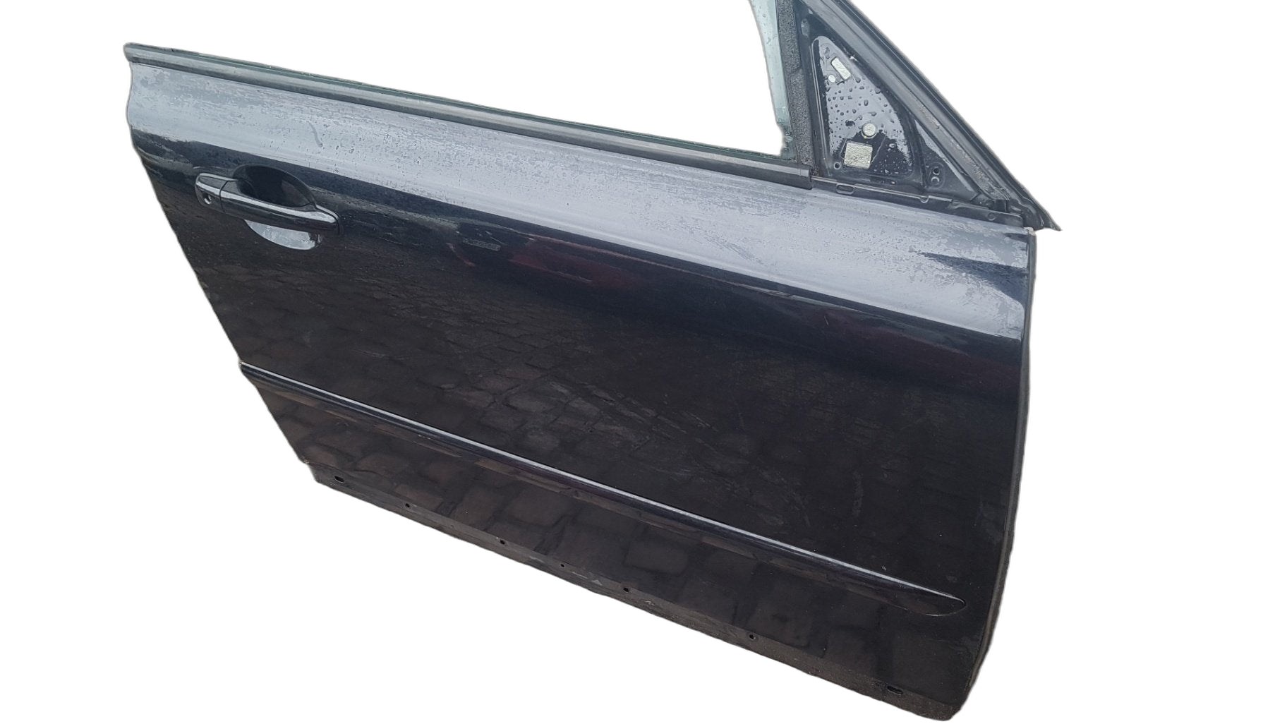2008-2012 Volvo V50 Right Front Driver Door Black 542628