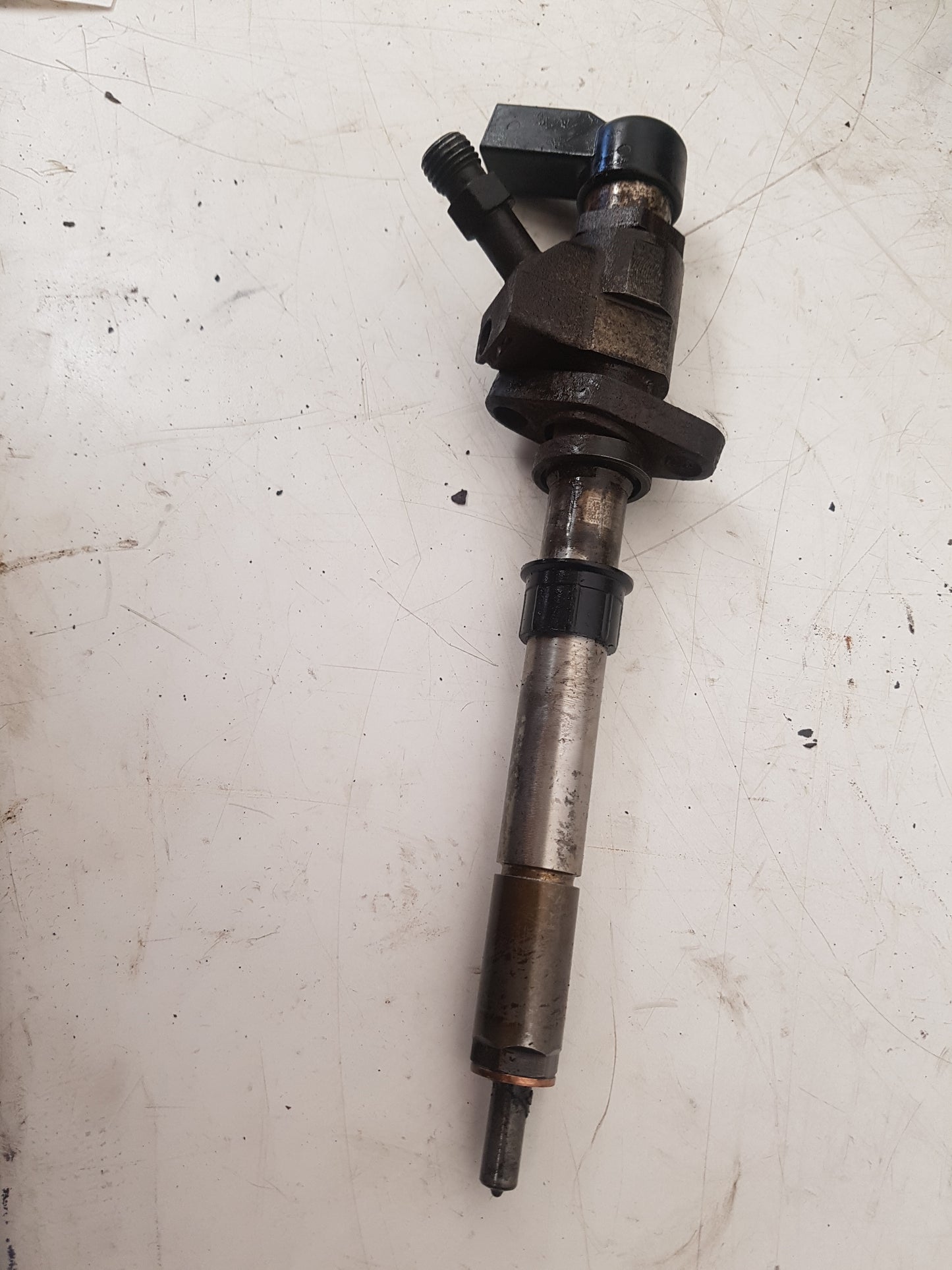 2004-2010 Volvo C30 S40 V50 C70 2.0D Fuel Injector 9657144580