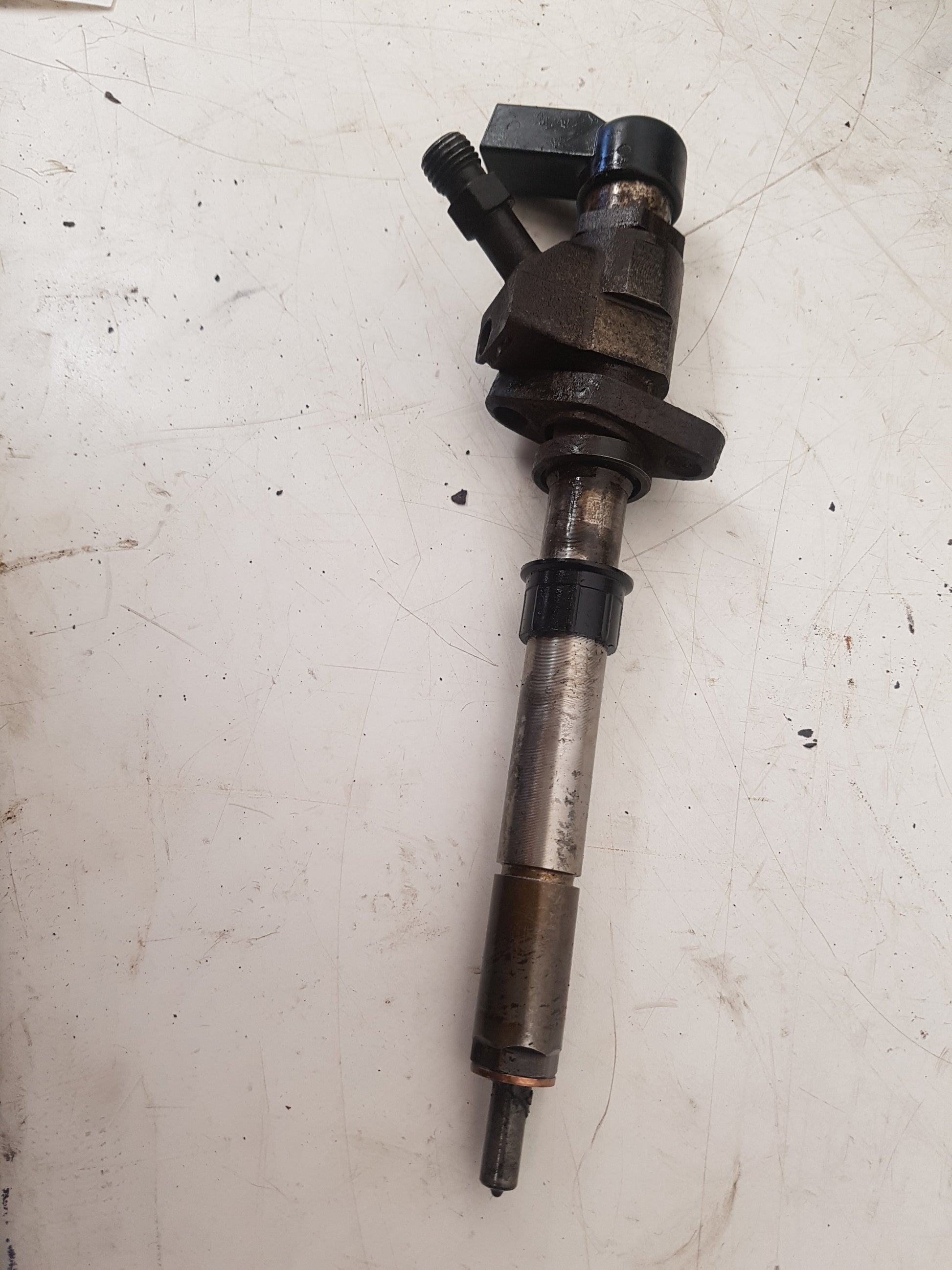 2004-2010 Volvo C30 S40 V50 C70 2.0D Fuel Injector 9657144580