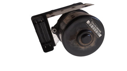 30793445 Volvo XC90 D5 2.4 Diesel ABS Pump 2006-2014 — VS Breakers Nottingham