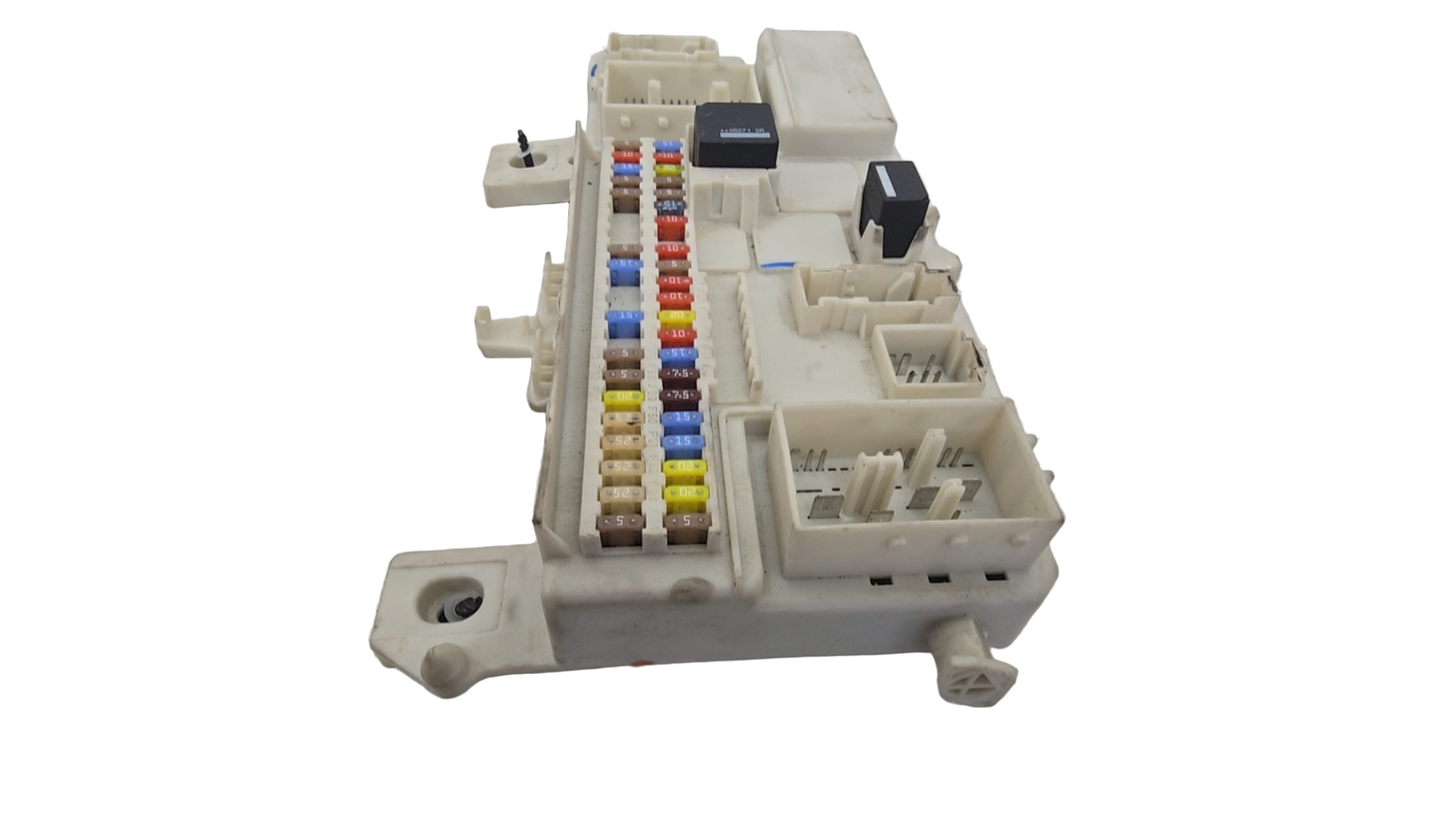 31327215 Volvo S40 Central Electronic Module CEM 2004-2012 D2 1560cc Diesel — Supersedes 8690719 & More