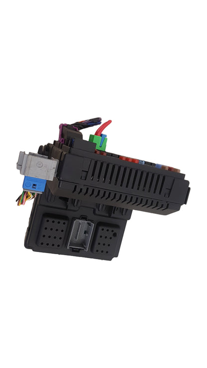 2003-2007 Volvo XC70 II Central Electronic Module 30786475