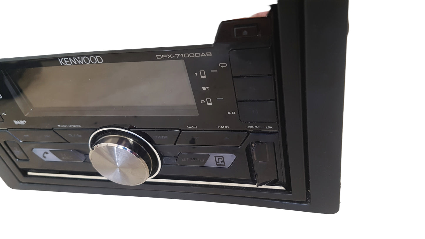 2009 Saab 9-3 YS3F Stereo Head Unit Kenwood DPX-7100DAB