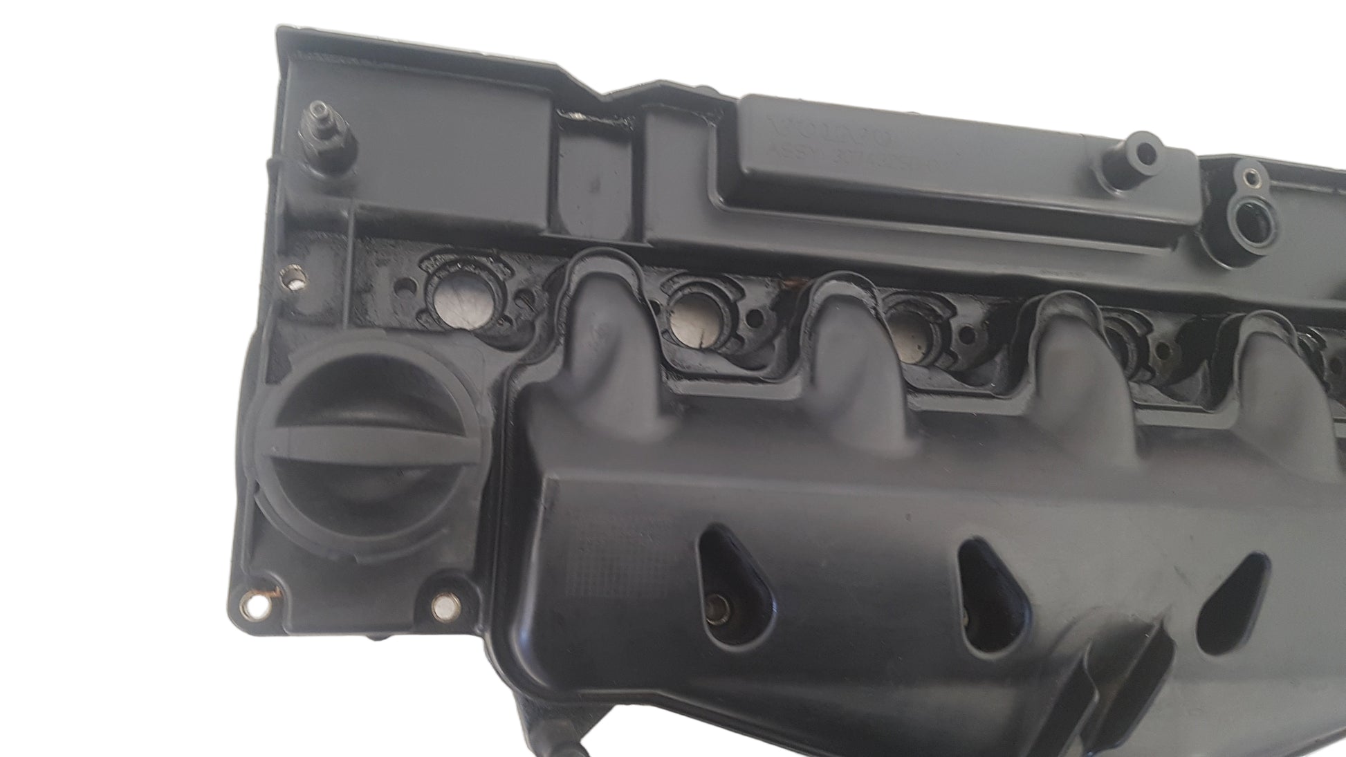2008-2011 Volvo V70 Rocker Cover 31256168