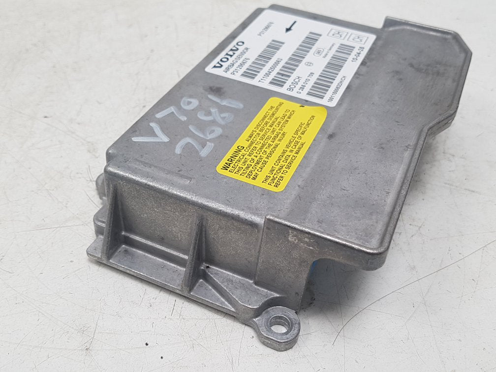 2007-2011 Volvo V70 XC70 Airbag Module 31295676 0285010709