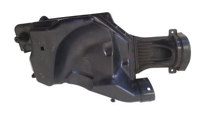 2006-2013 Volvo C70 II D4 Air Filter Housing 31319645