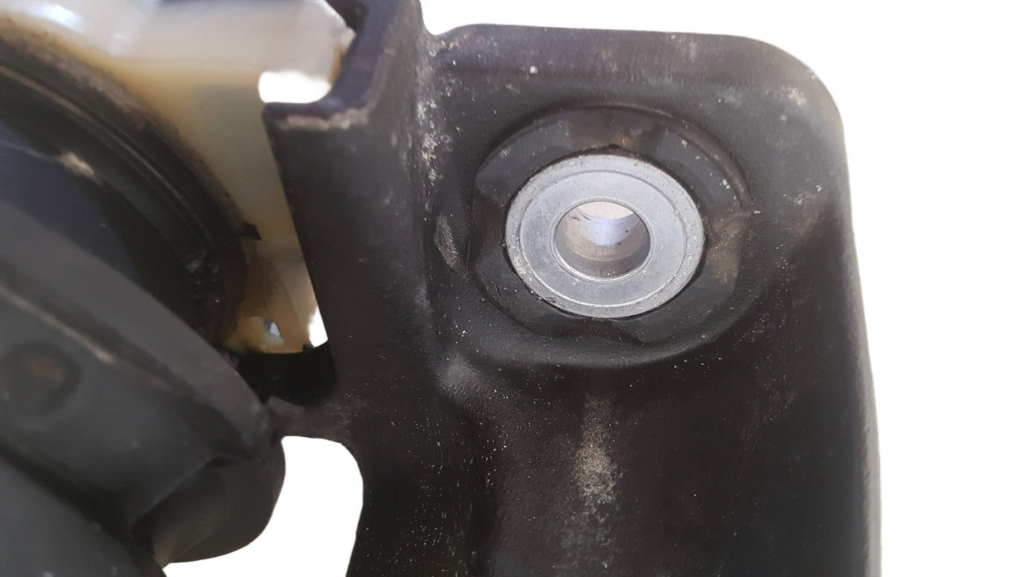 2016-2023 Volvo XC90 II T8 Right Engine Mount 326F22