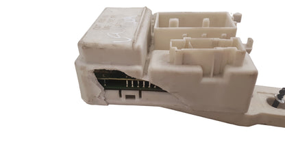 2006-2012 Volvo C30 S40 Central Electronic Module CEM 31327215
