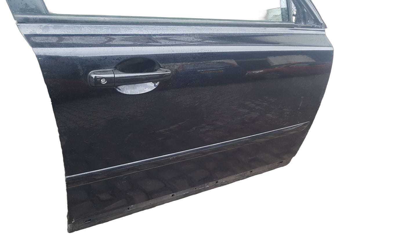 2008-2012 Volvo V50 Right Front Driver Door Black 542628