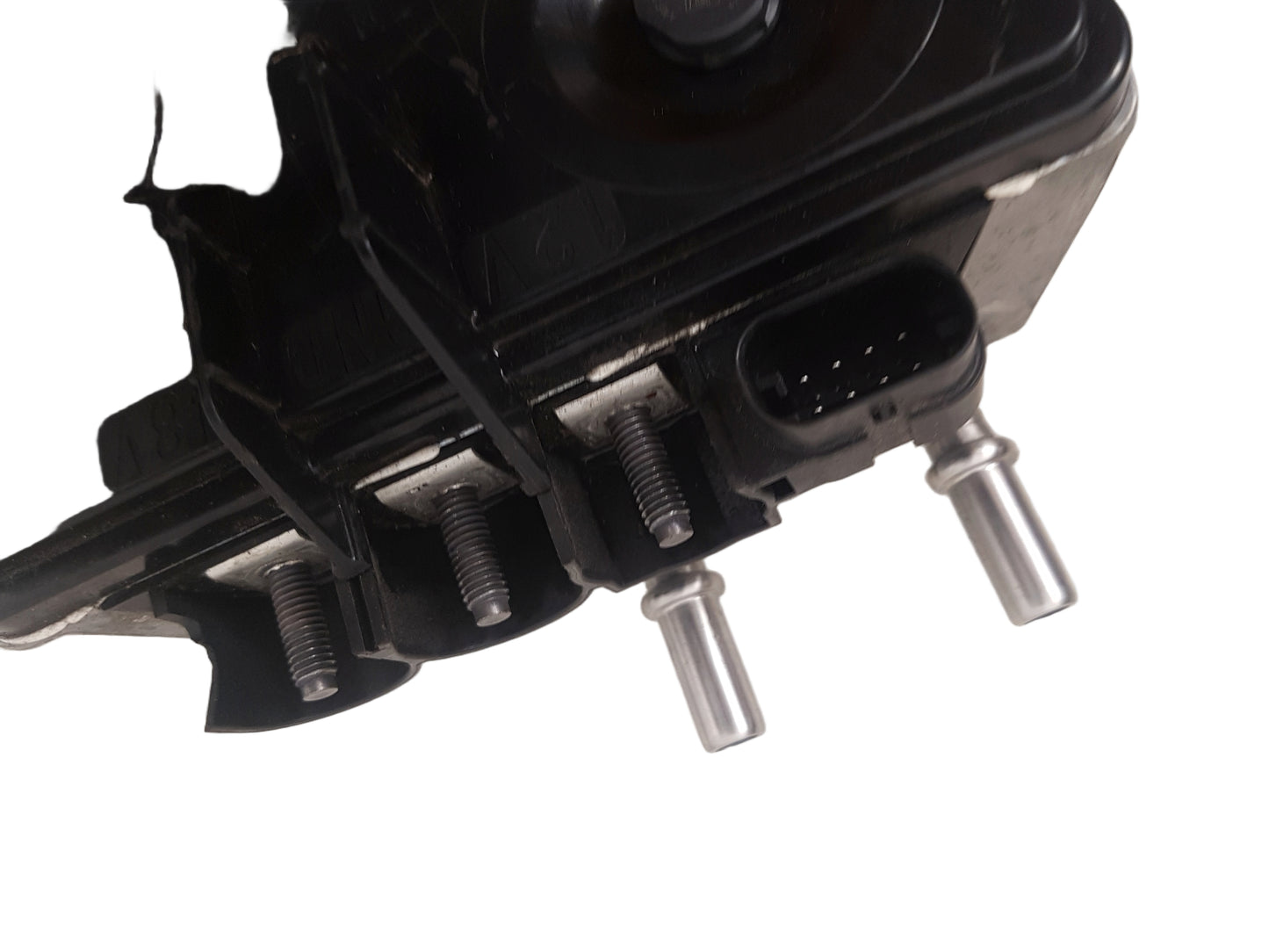 Volvo V90 Voltage Converter 32301317 — photo 3