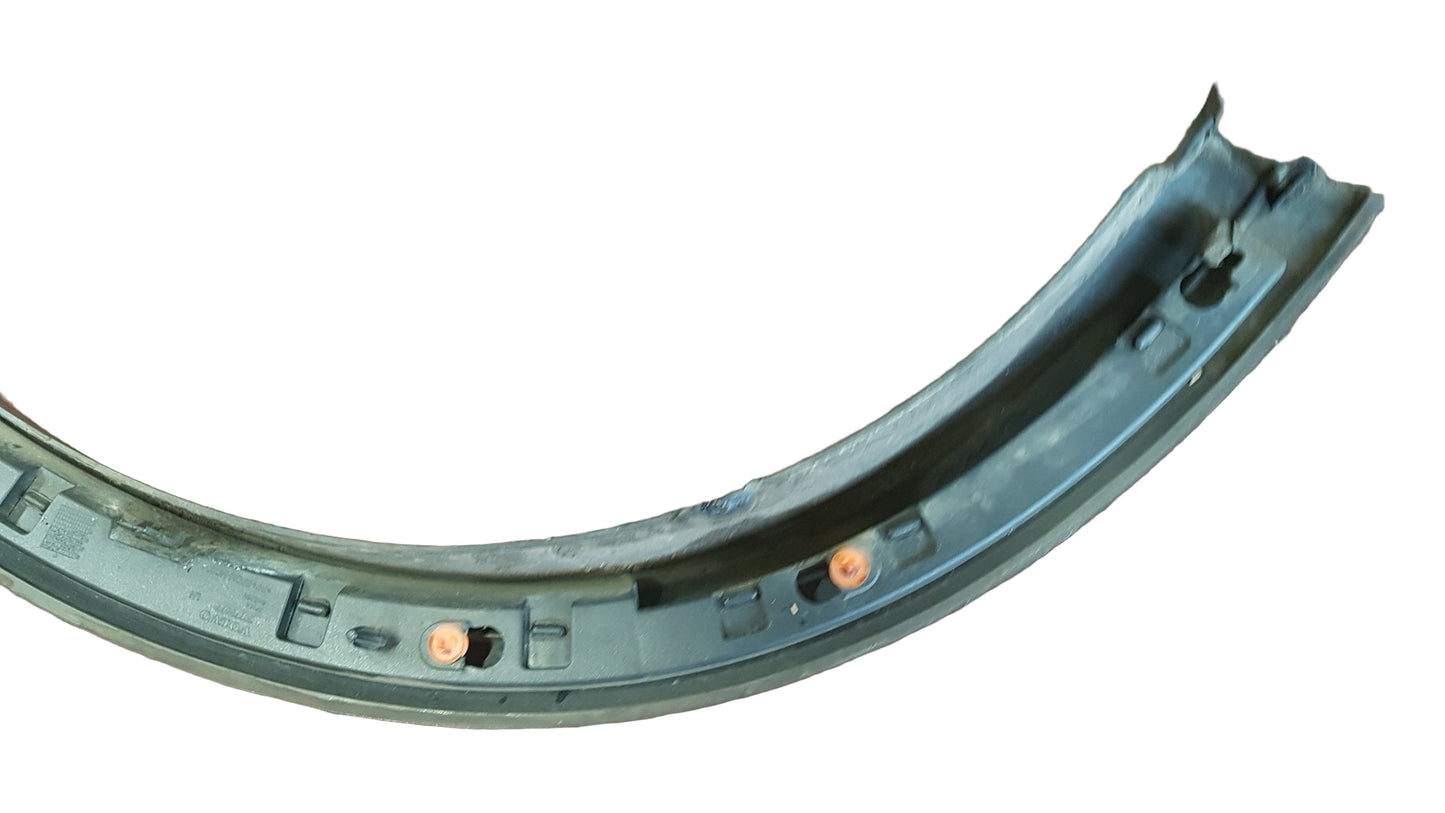 2006-2014 Volvo XC90 Left Front Wheel Arch Moulding 30779577