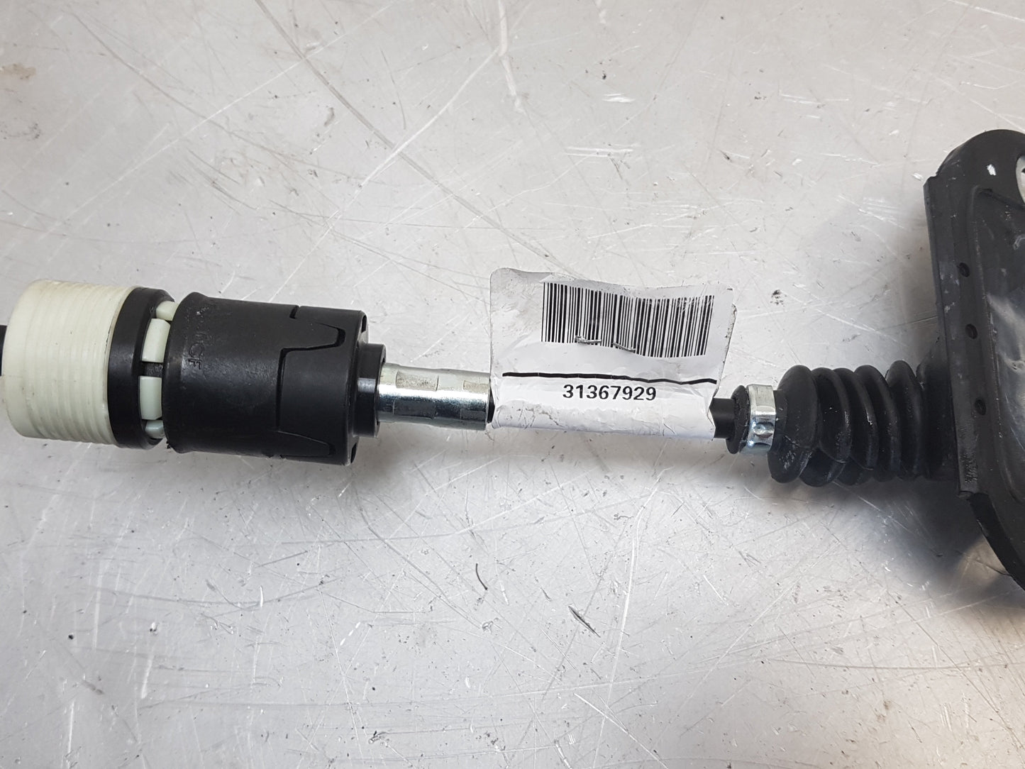 2014-2018 Volvo S80 V70 Gear Shifter Cable Set 31367929