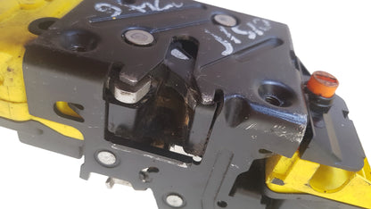 2001-2005 Volvo V70 Right Rear Door Rear Lock Mechanism 293989 | VS Breakers Nottingham