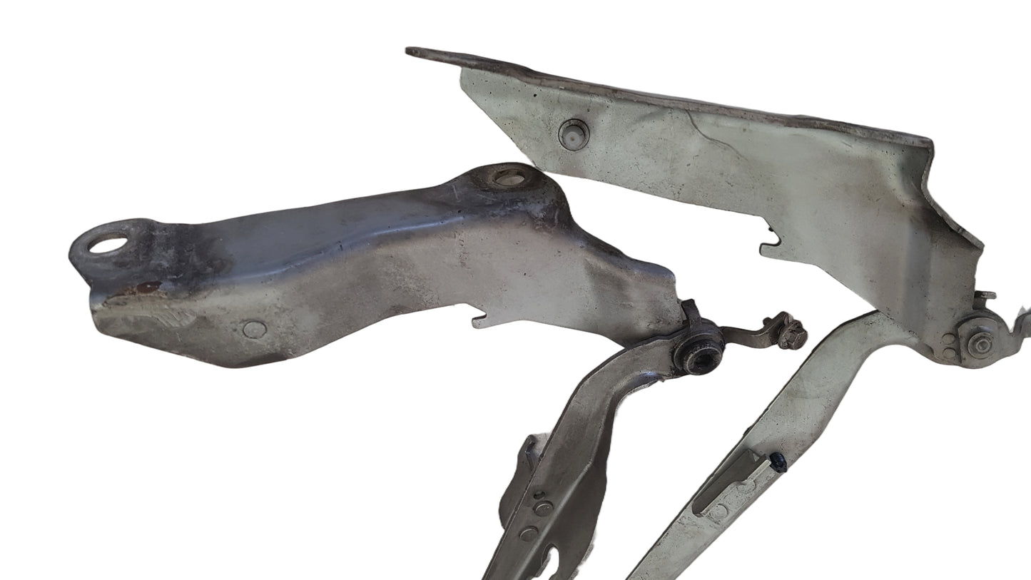 2004 Volvo XC90 Bonnet Hinges (Pair) VRAC Grade A 12 Month Warranty