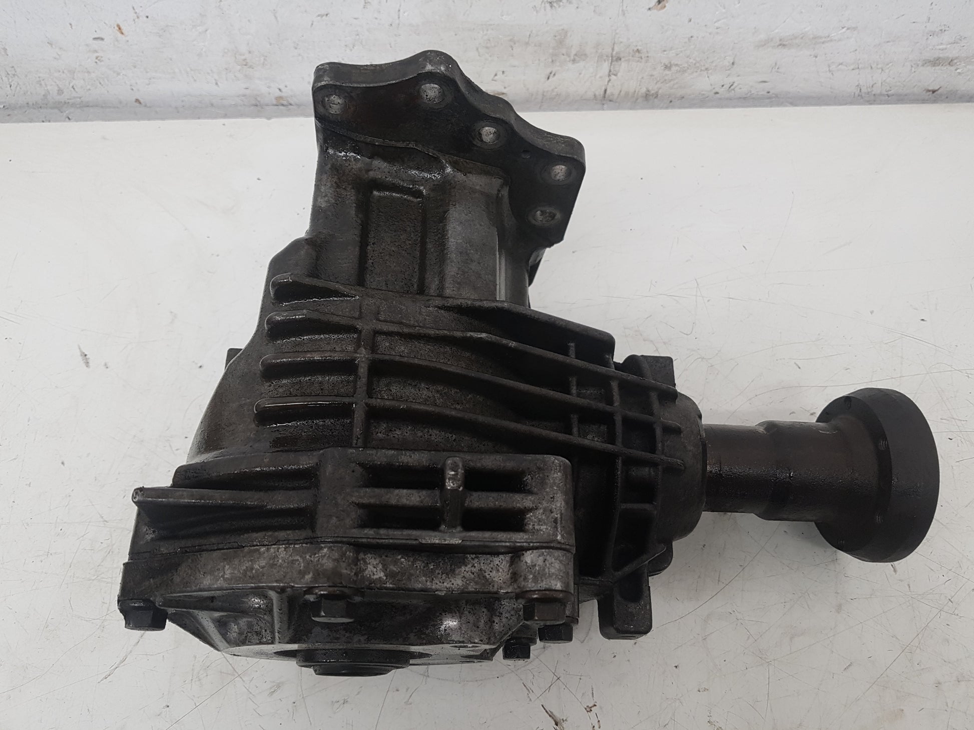 2010-2013 Volvo XC90 2.4 D5 Front Angle Gear Transfer Box 31256171