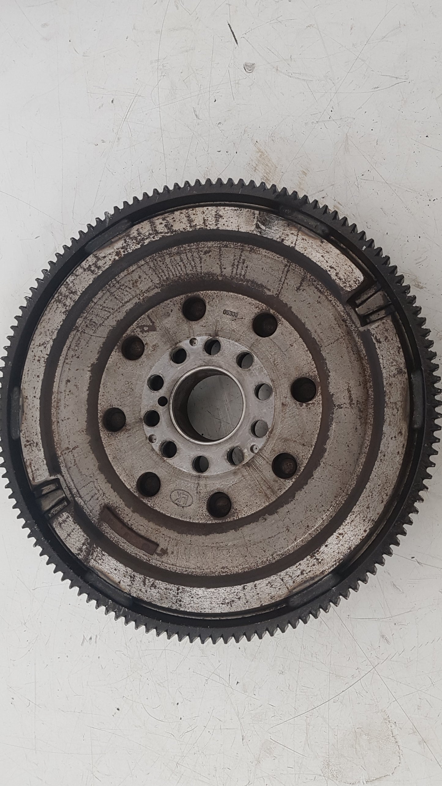 2012-2015 Volvo V40 Dual Mass Flywheel 31401173