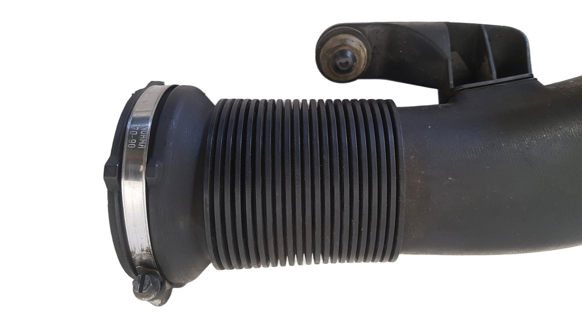 2006-2013 Volvo C70 D4 Intercooler Pipe 31293720