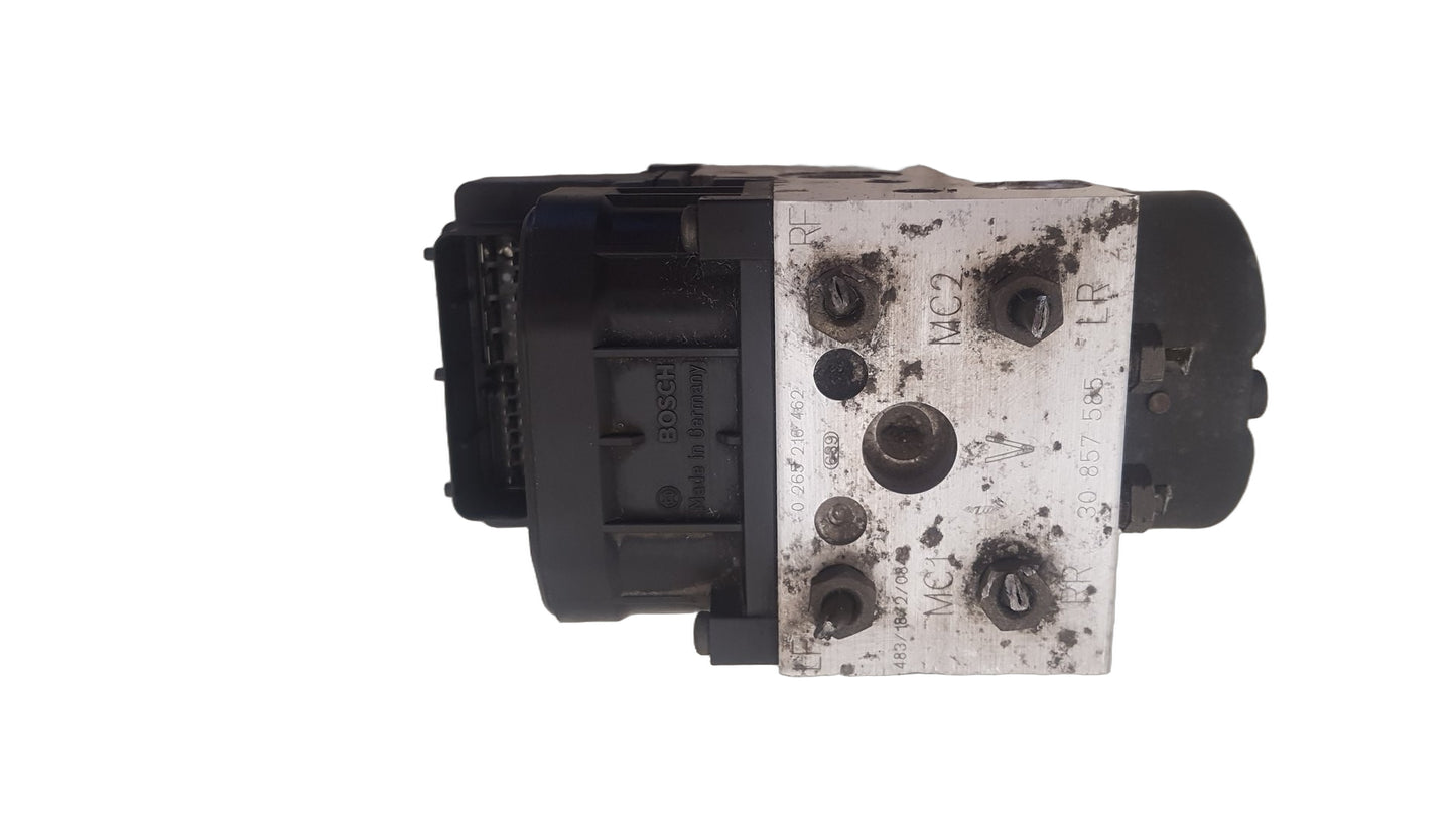 2001 Volvo S40 ABS Pump 30857585