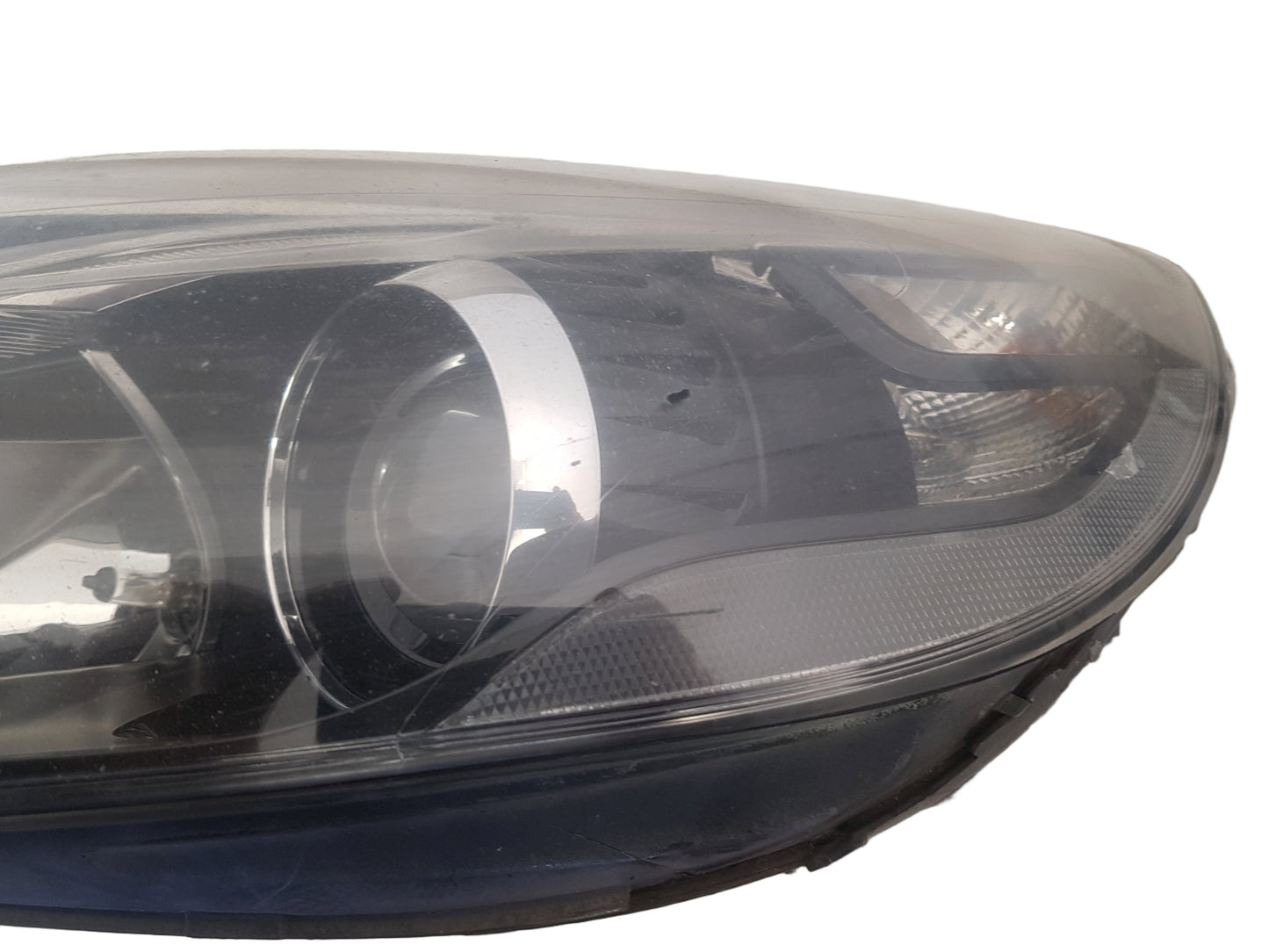 2013-2019 Volvo V40 D2 Left Passenger Xenon Headlight D4162T230963