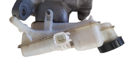 2010-2013 Volvo C70 II D4 Brake Master Cylinder Servo 36001231