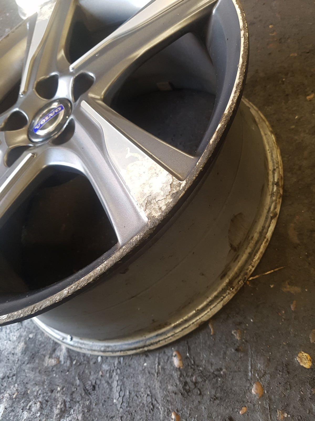 2012-2015 Volvo V40 S60 V60 Ixion R-Design 7Jx17 Alloy Wheel 31423521