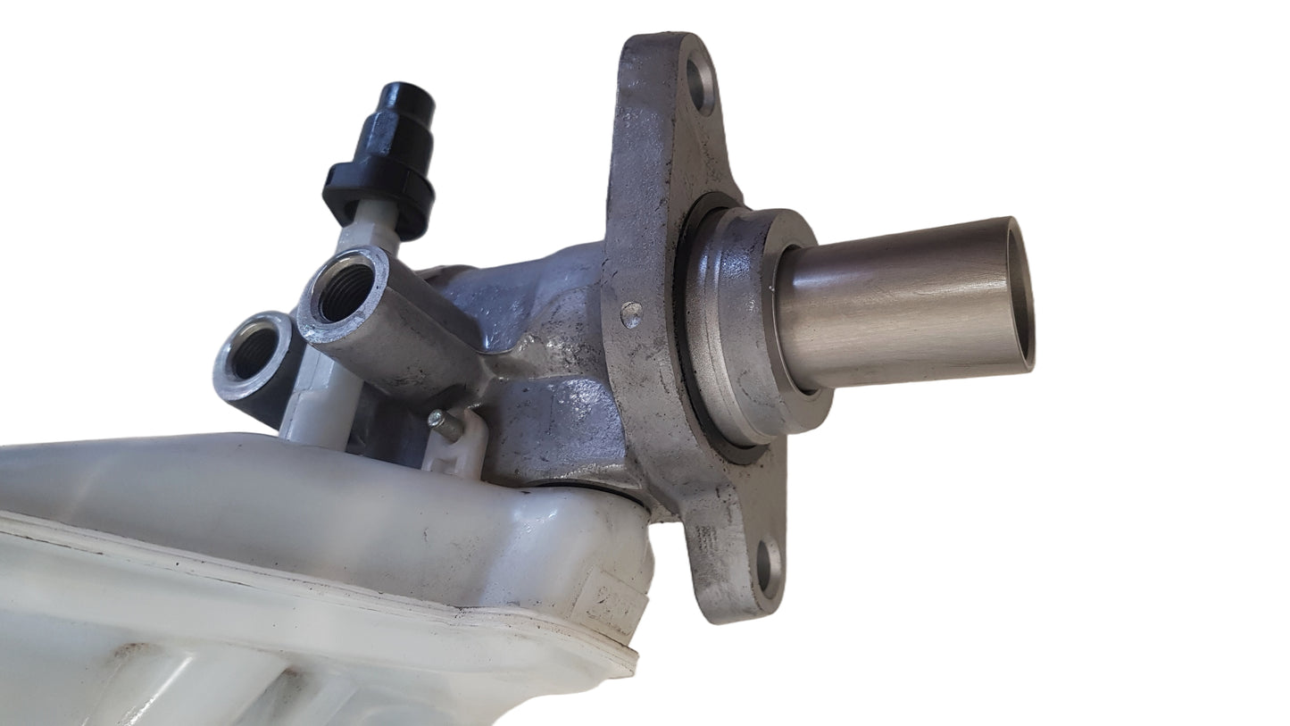 2008-2017 Volvo XC60 D5 2.4 Diesel Brake Master Cylinder 1213077