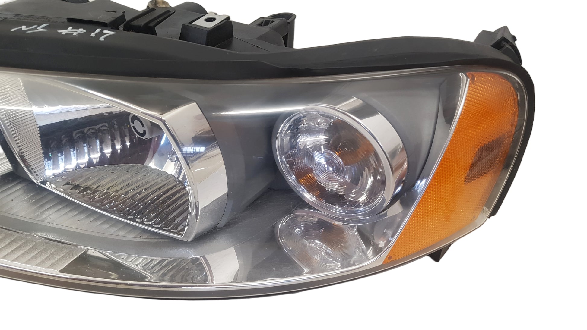 2003-2007 Volvo XC70 II Left Passenger Headlight 08373111