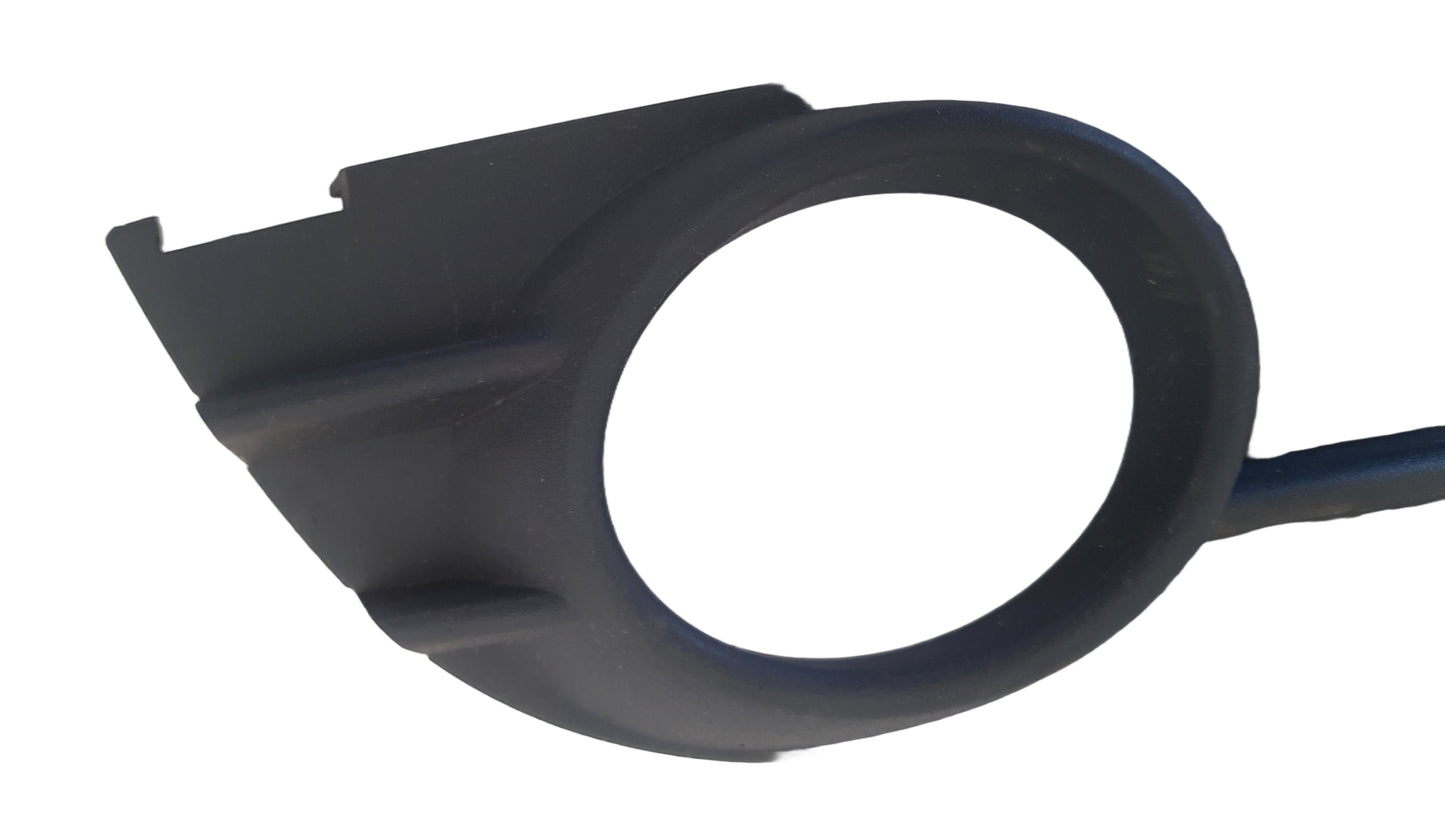 Volvo C30 Right Fog Light Cover Right 2007-2012 30657196 12M Warranty