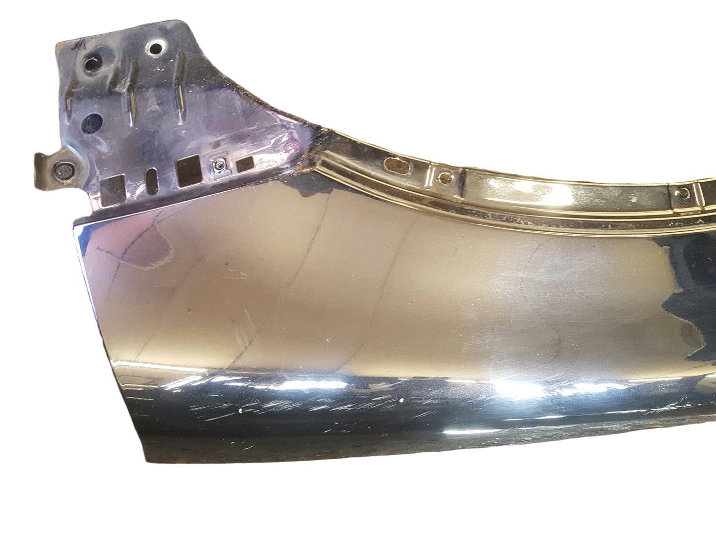 2003-2014 Volvo XC90 Right Front Wing 31651218