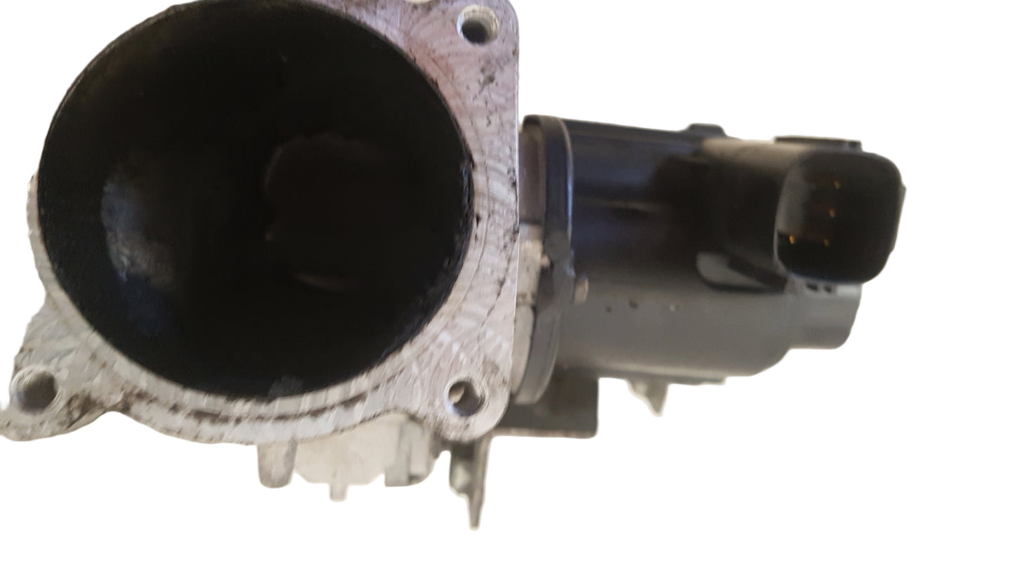 2003-2014 Volvo XC70 V70 XC90 EGR Valve and Cooler 8801828