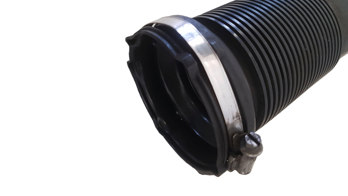 2006-2013 Volvo C70 D4 Intercooler Pipe 31293720