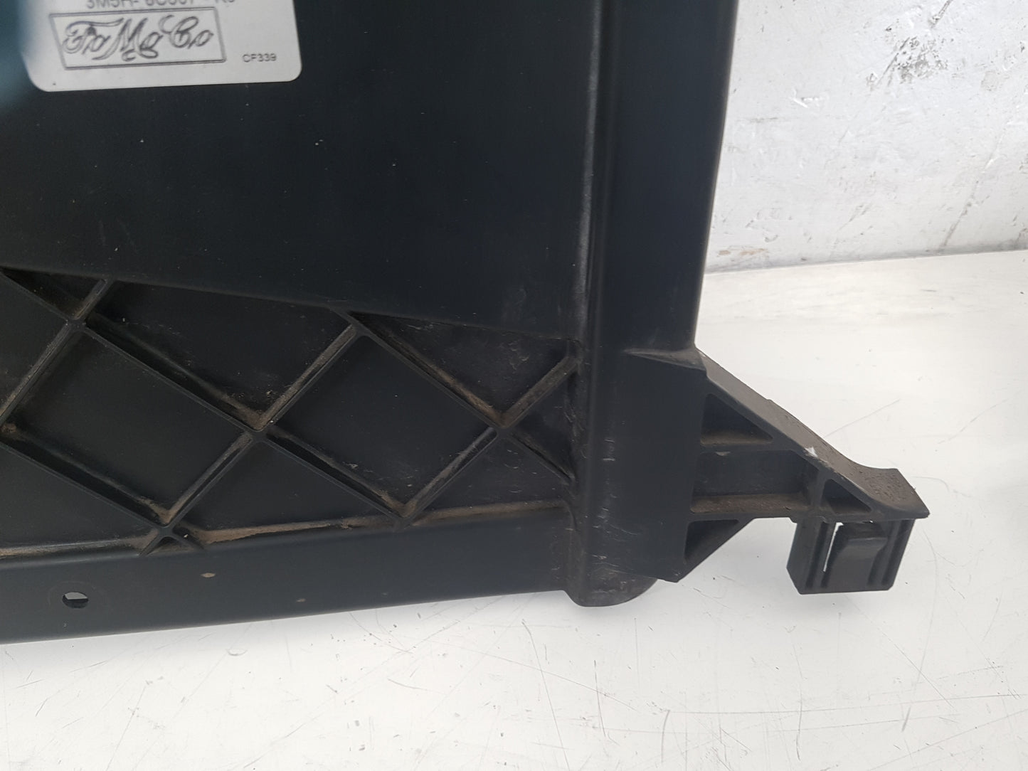2008-2012 Volvo S40 Radiator Fan and Cowling 3135103743