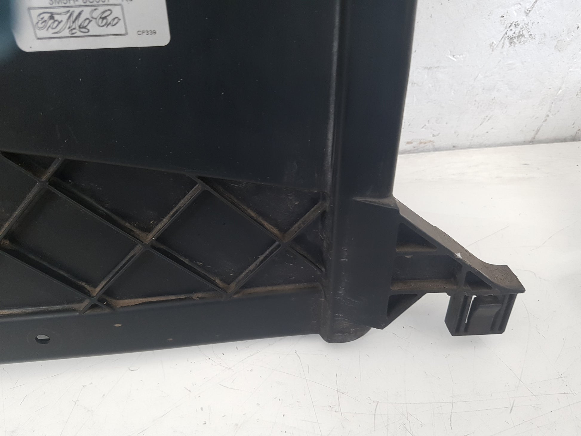 2008-2012 Volvo S40 Radiator Fan and Cowling 3135103743