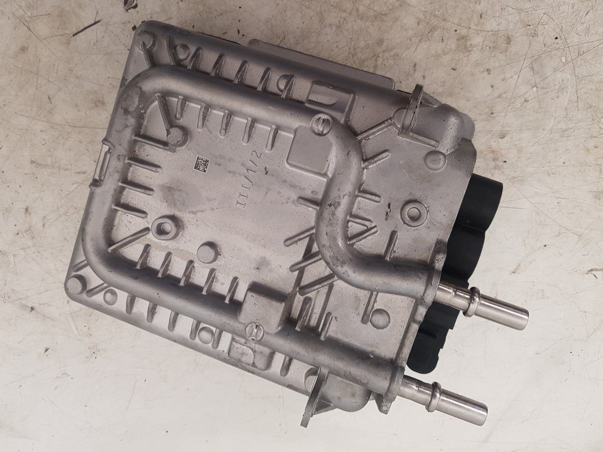 Volvo V90 Voltage Converter 32301317 — photo 5