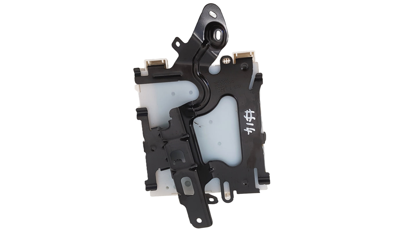 2021 Volvo XC40 536 Body Control Module 2689305