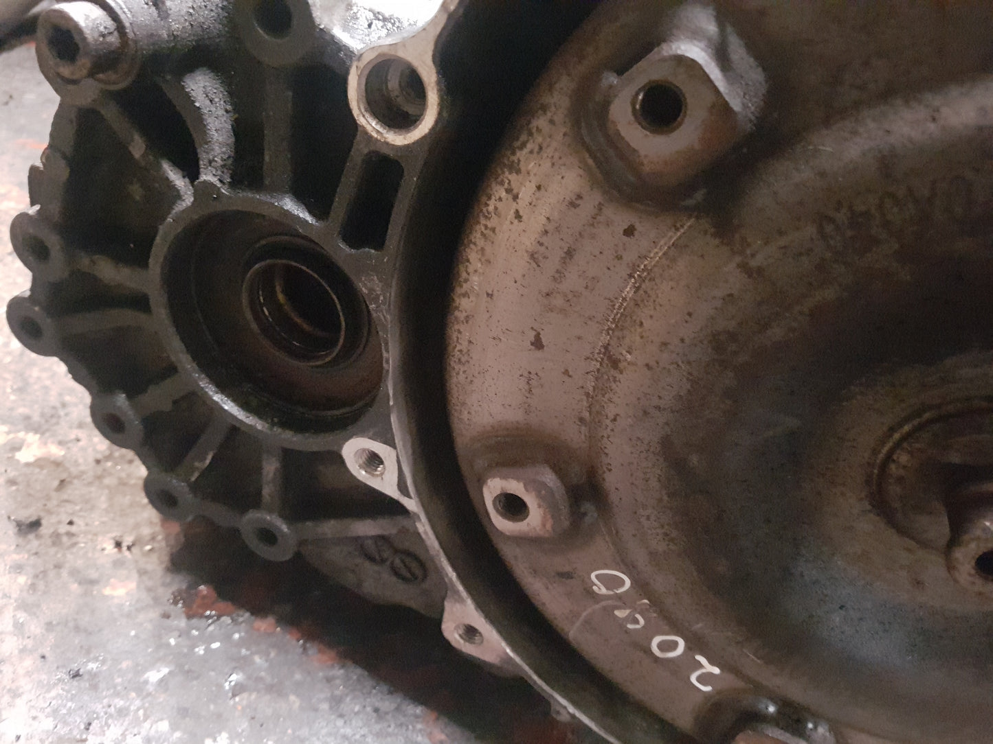 2007-2012 Volvo XC90 2.4 D5 TF80SC 6-Speed Automatic Gearbox 31256205