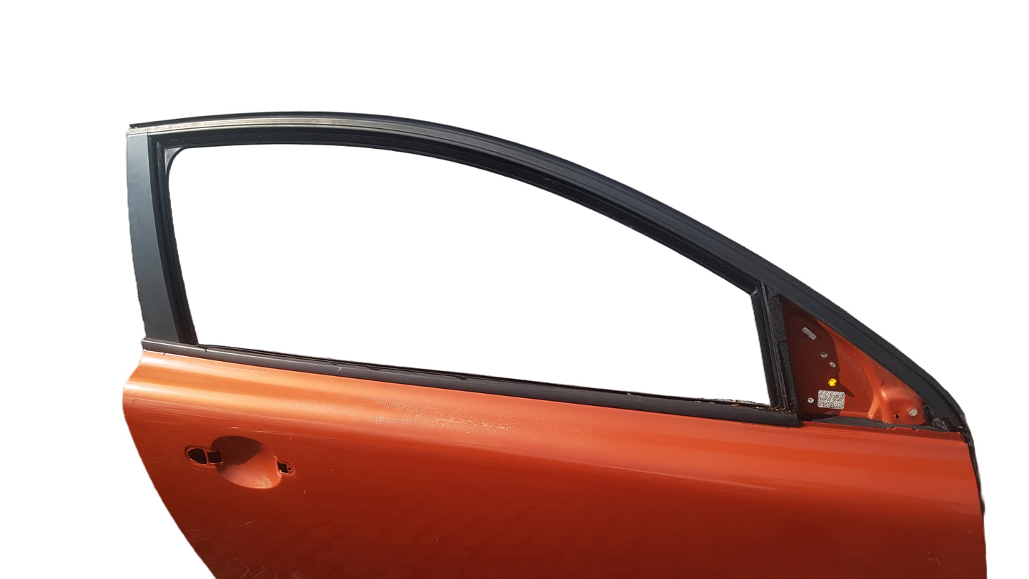 2010-2013 Volvo C30 D2 Right Front Driver Door Orange 533 1745933