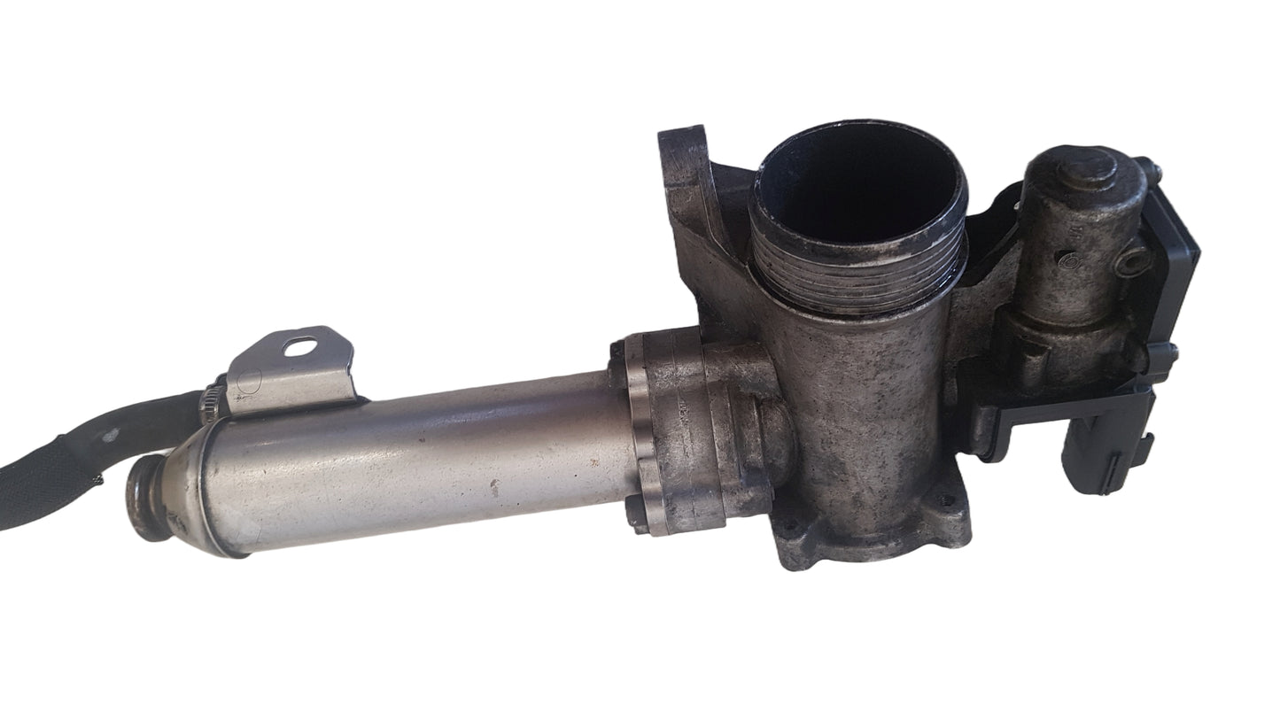 2005-2008 Volvo V70 XC90 XC70 EGR Valve and Cooler 8801828
