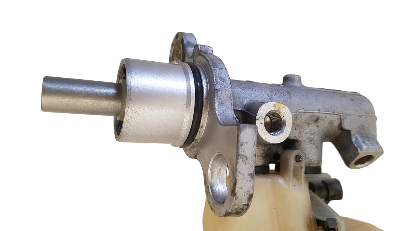 2003-2012 Saab 9-3 YS3F Aero Brake Master Cylinder 2.0T Petrol Automatic RHD
