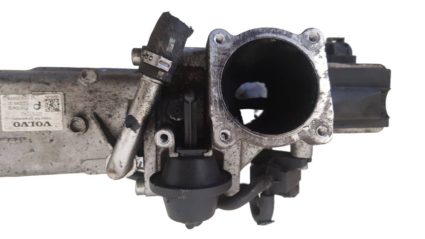 2008-2016 Volvo C70 II D4 EGR Valve 30757742