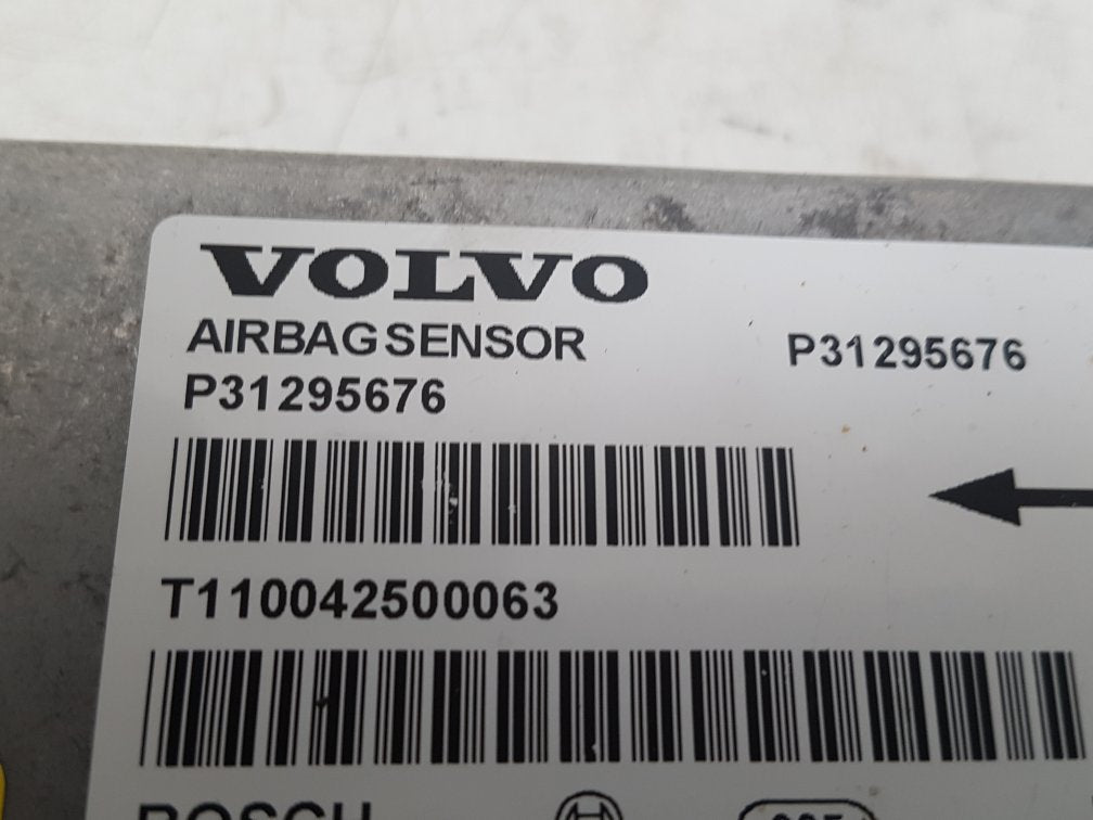 2007-2011 Volvo V70 XC70 Airbag Module 31295676 0285010709