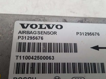 2007-2011 Volvo V70 XC70 Airbag Module 31295676 0285010709