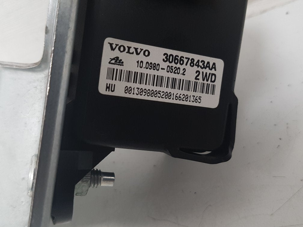 2004-2007 Volvo V50 V70 S60 Yaw Rate Sensor 30667843