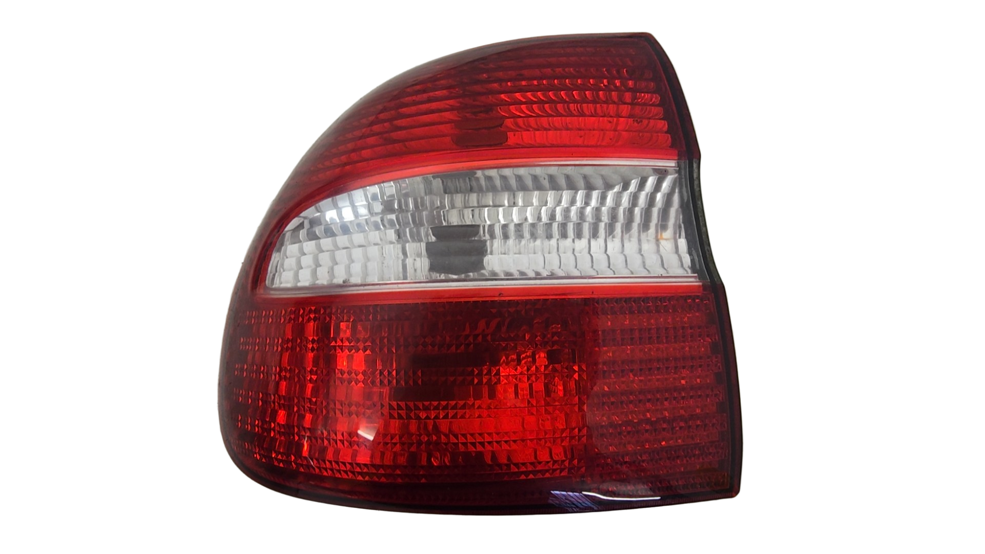 30621887 Volvo V40 Estate Rear Left Passenger Light Assembly 2000-2004 1587cc Petrol