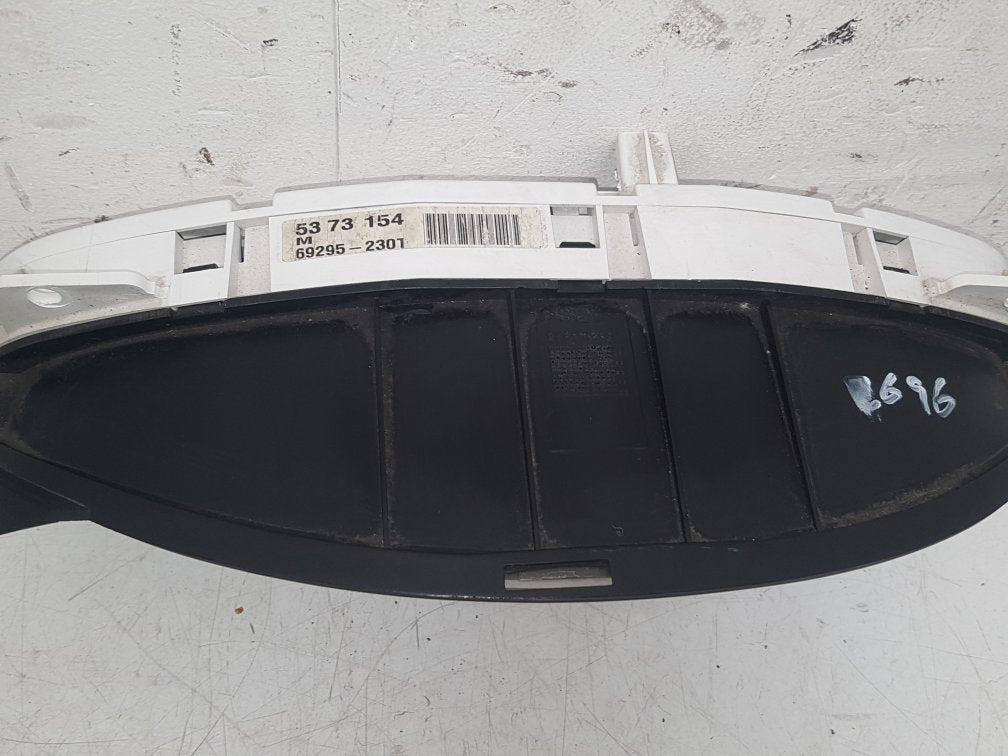 1998-2002 Saab 9-3 2.0 Instrument Cluster 5373154