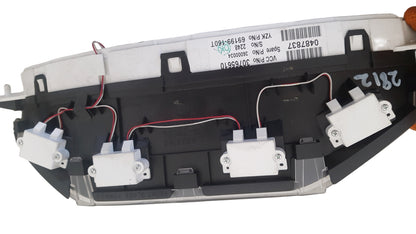 2007 Volvo XC90 D5 Instrument Cluster 30765610